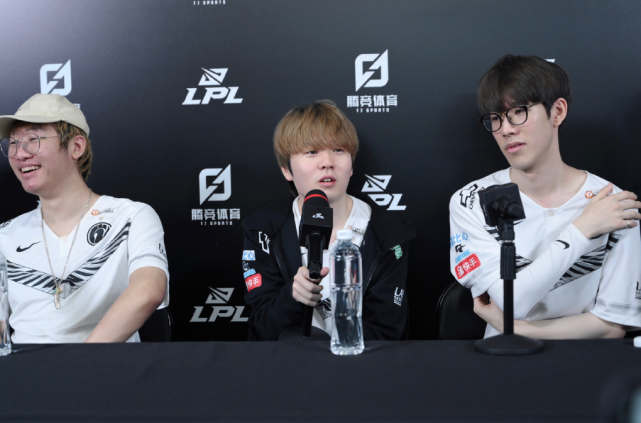 亨利所在的 亨利所在的