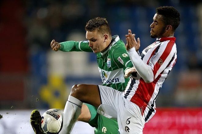 能在英超展 能在英超展