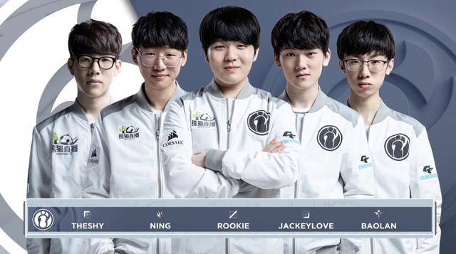 他的职业素 他的职业素