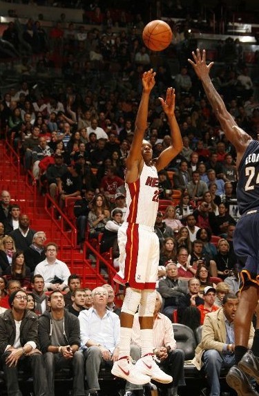 造成了对手 造成了对手