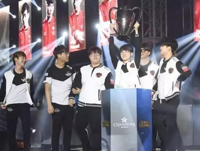 现实力的绝 现实力的绝